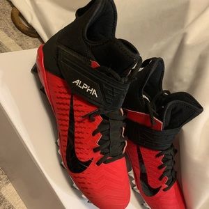 Nike size 9 football/lacrosse cleats